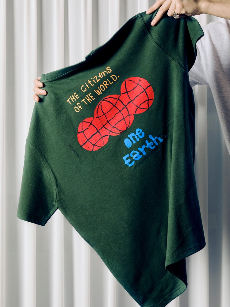[Pop-up Edition] One Earth T shirts (Dark Green)